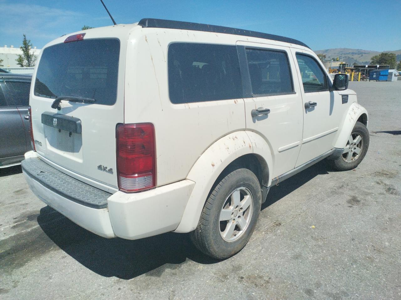 Photo 4 from auction – 2008 DODGE NITRO SXT with VIN 1D8GU28K58W288905
