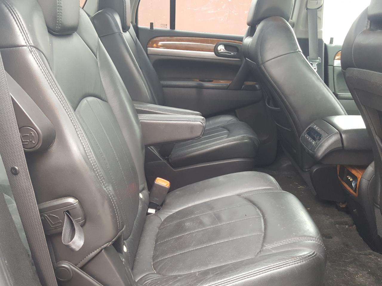 Photo 6 from auction – 2008 BUICK ENCLAVE CX with VIN 5GAER237X8J246903