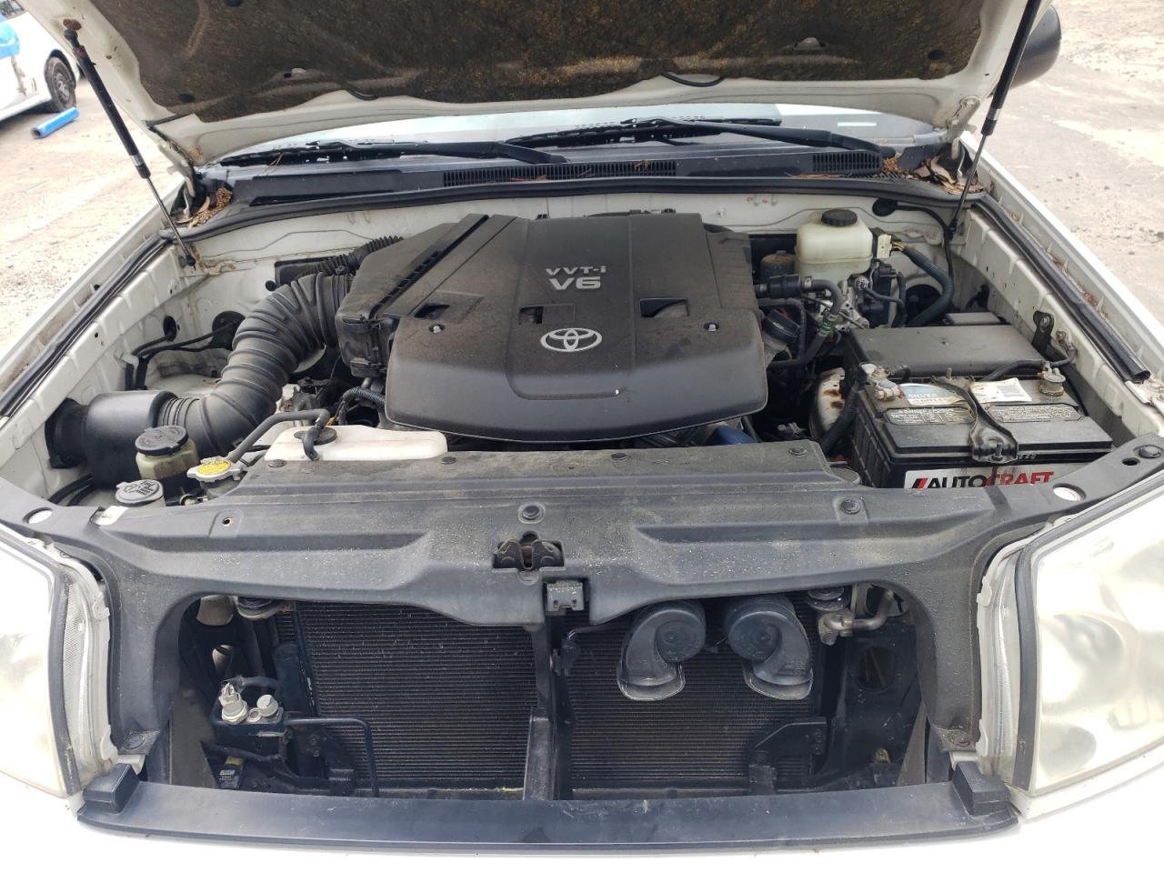 Photo 7 from auction – 2005 TOYOTA 4RUNNER SR with VIN JTEBU14R550058295