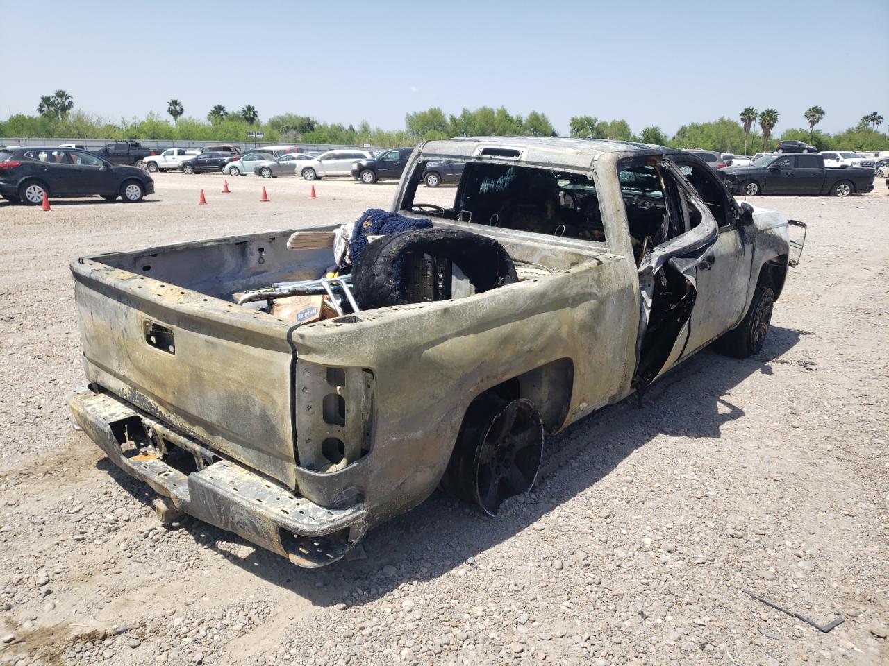 Photo 4 from auction – 2017 CHEVROLET SILVERADO with VIN 1GCRCPEH4HZ366590
