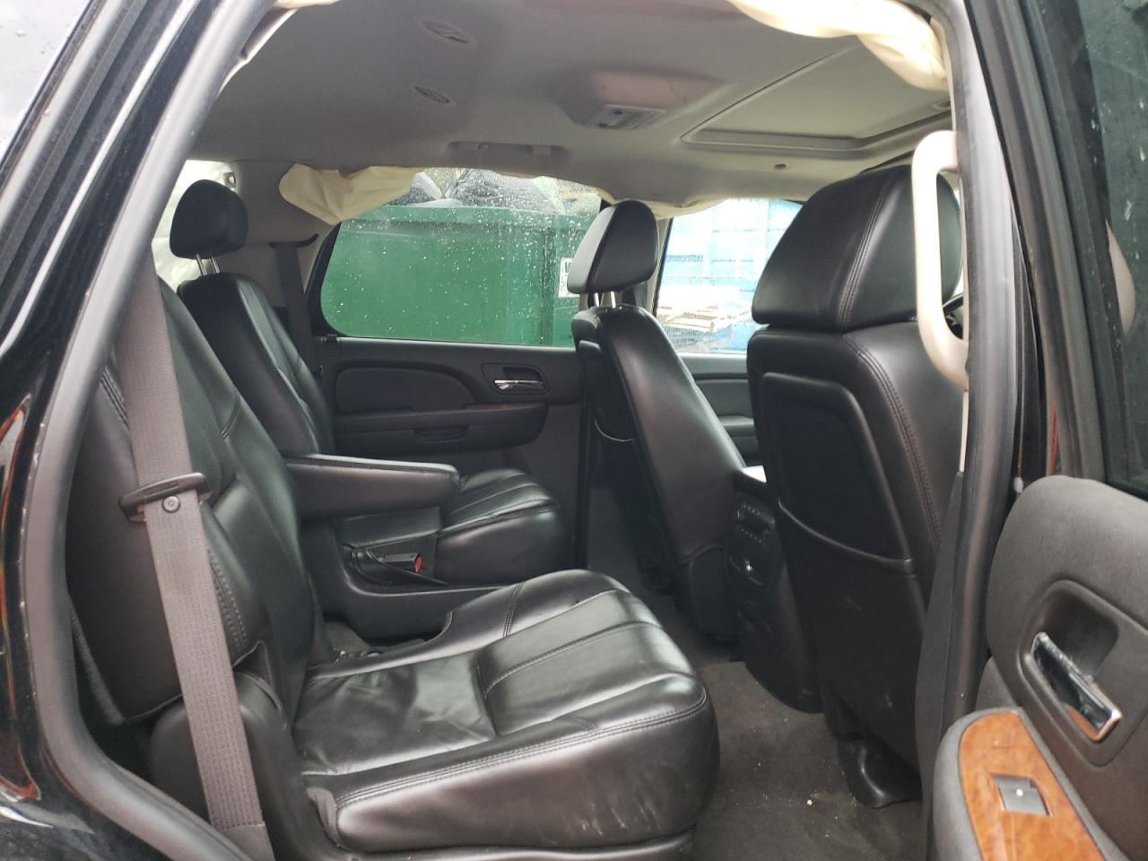Photo 6 from auction – 2007 GMC YUKON with VIN 1GKFC13J97R169634