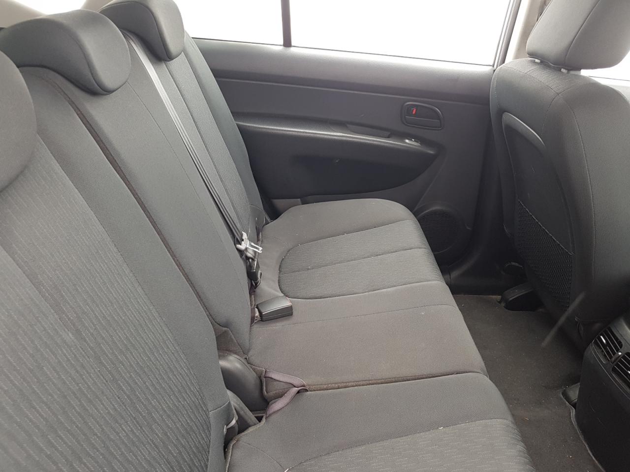 صورة رقم 6 من المزاد - 2009 KIA RONDO BASE مع VIN KNAFG528897236192