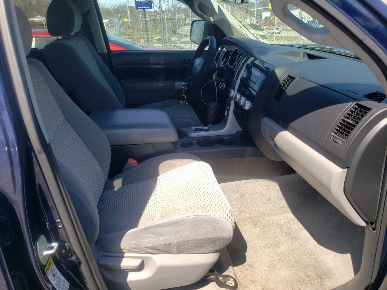 Photo 5 from auction – 2008 TOYOTA TUNDRA DOU with VIN 5TBBV54138S512945