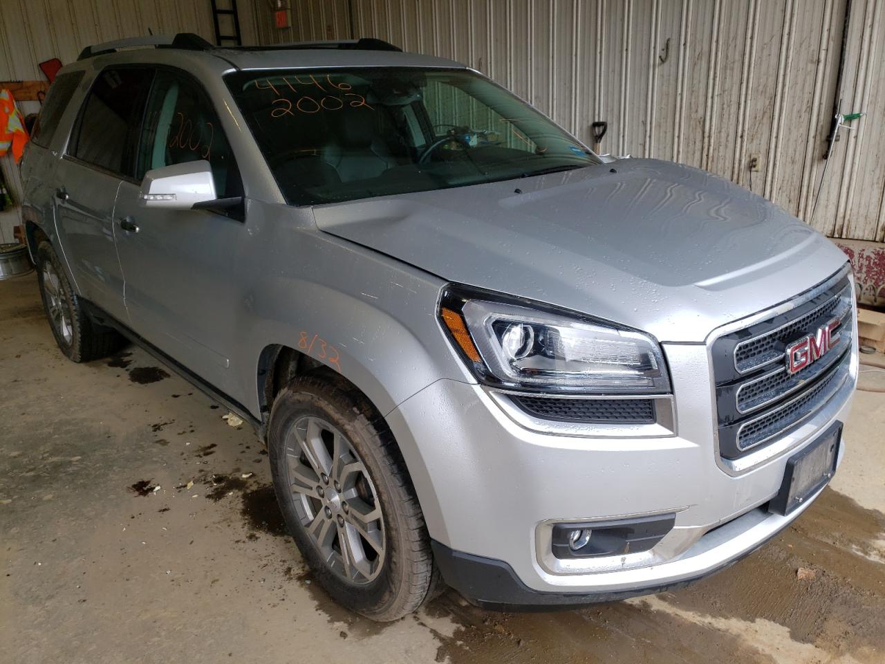 GMC ACADIA SLT 2016 with VIN 1GKKVRKD8GJ333473 - Photo from auction