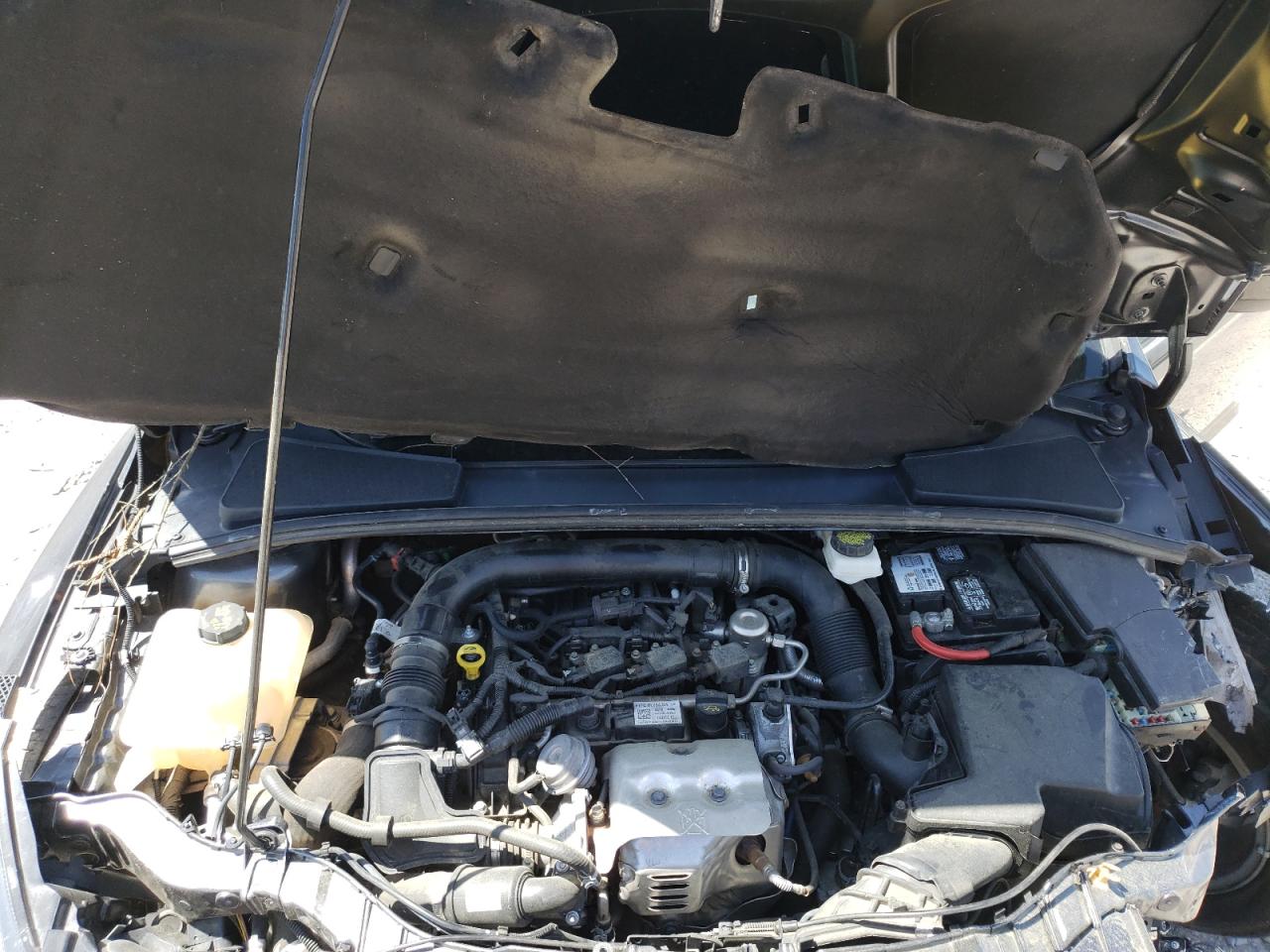Photo 7 from auction – 2018 FORD FOCUS SE with VIN 1FADP3FE4JL265706