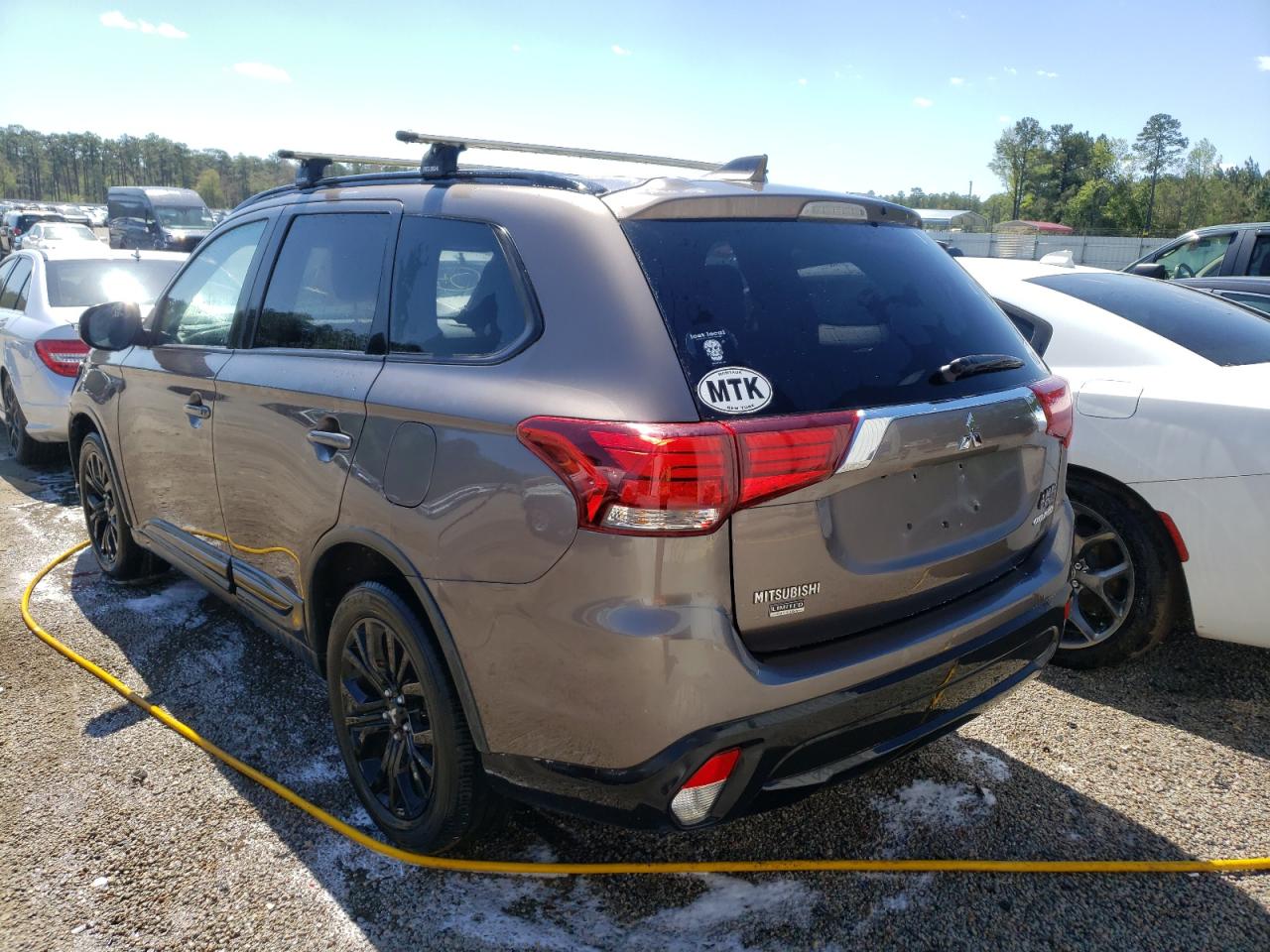 Photo 3 from auction – 2018 MITSUBISHI OUTLANDER with VIN JA4AD3A37JZ026198