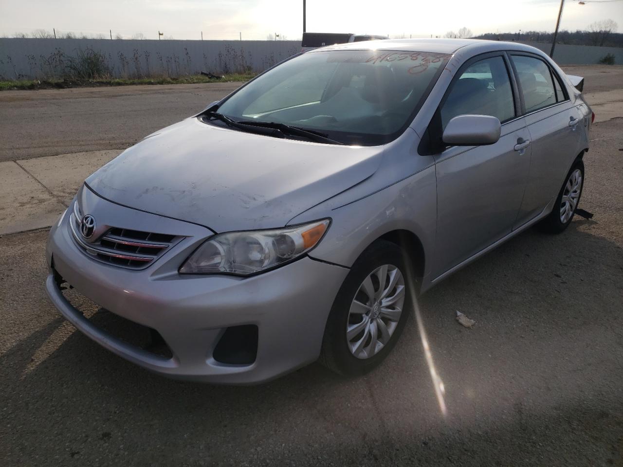 Photo 2 from auction – 2013 TOYOTA CORILLA with VIN 5YFBU4EE0DP151585