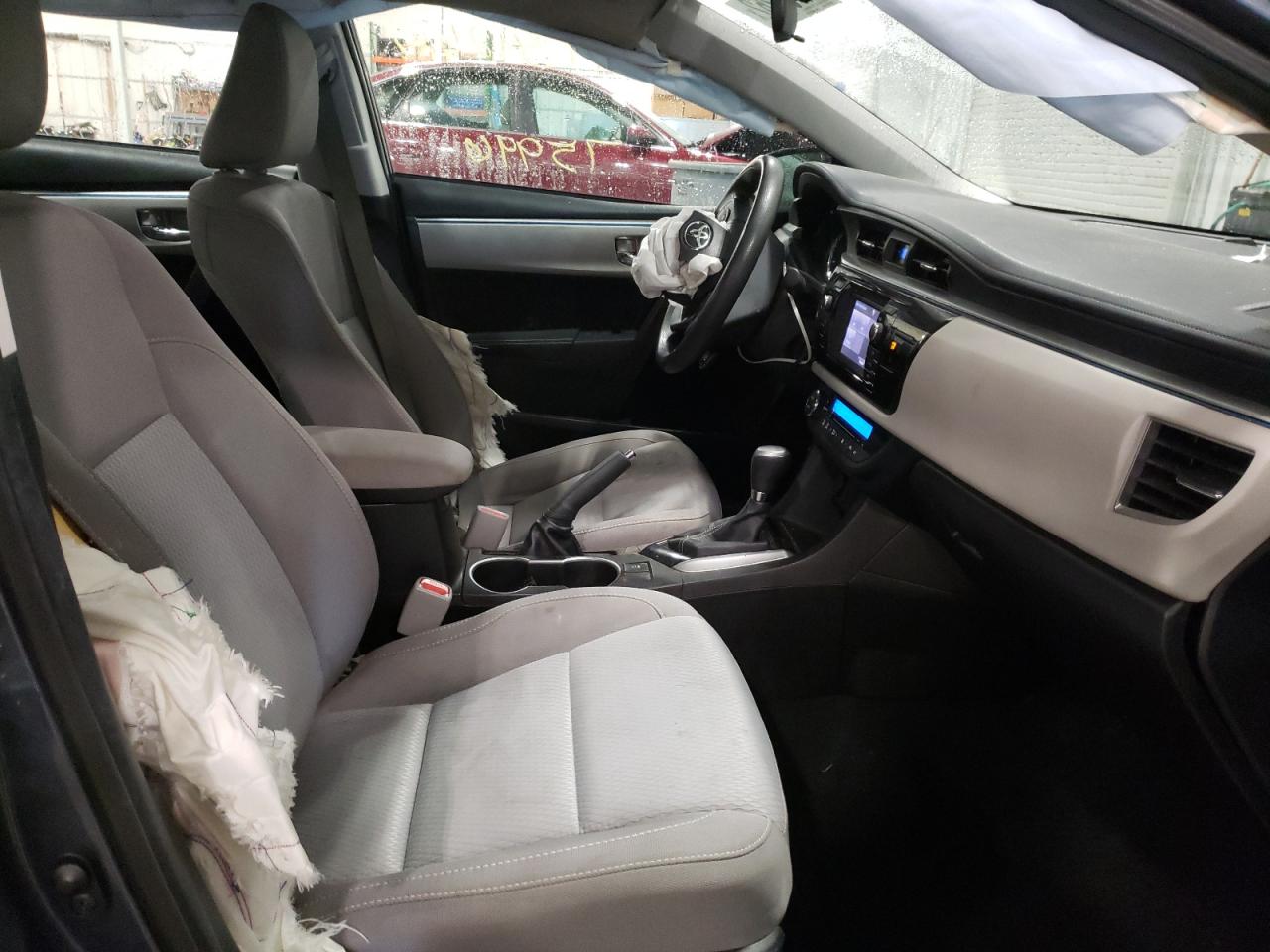 Photo 5 from auction – 2016 TOYOTA COROLLA L with VIN 5YFBURHE0GP564006