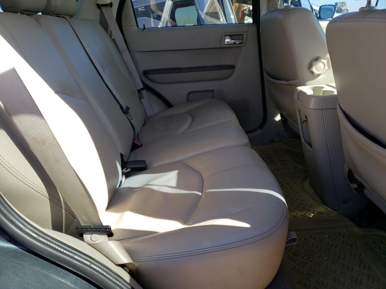 Photo 6 from auction – 2008 MERCURY MARINER PR with VIN 4M2CU97138KJ32748