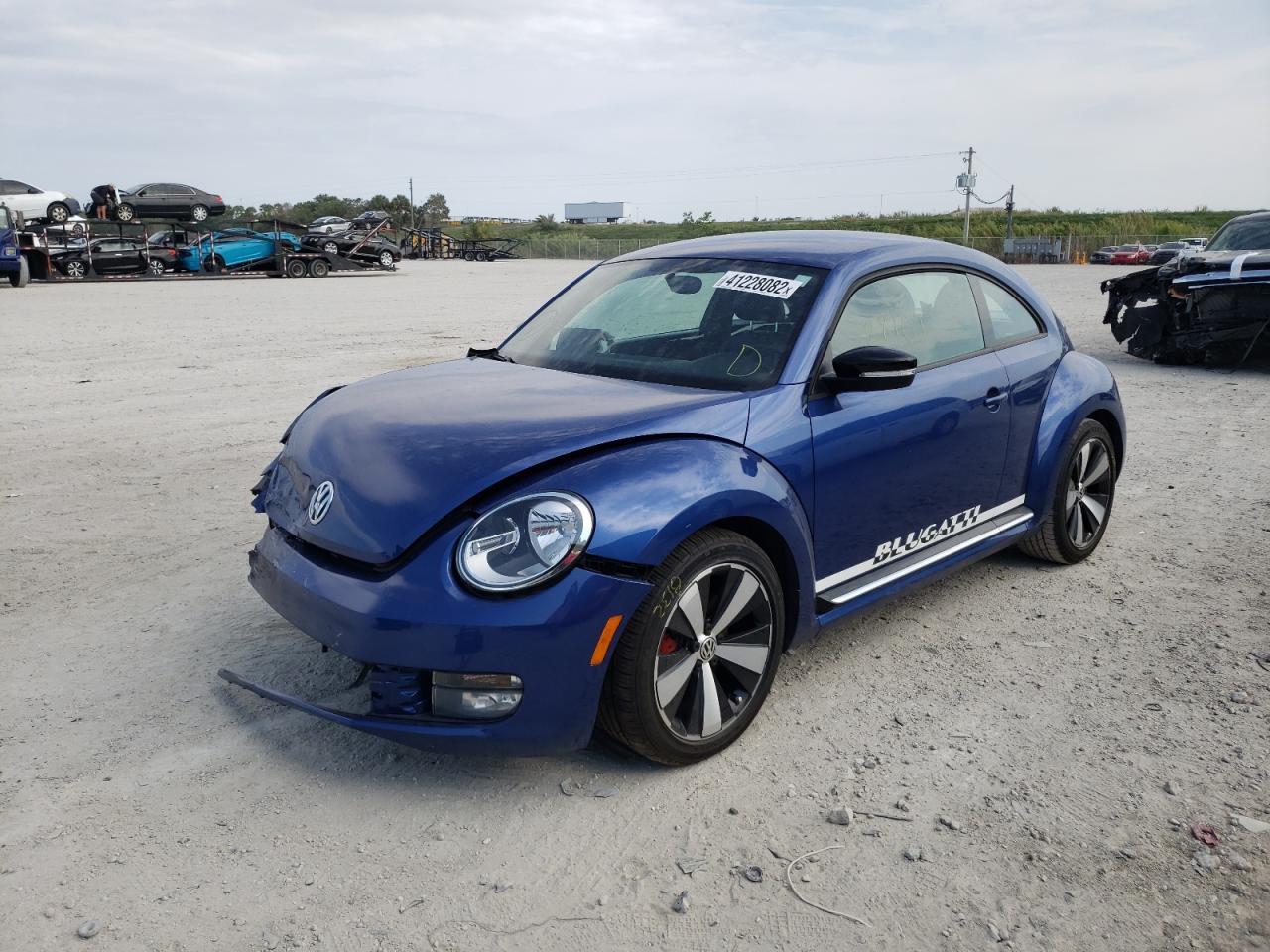 Photo 2 from auction – 2012 VOLKSWAGEN BEETLE TUR with VIN 3VWVA7AT6CM609693