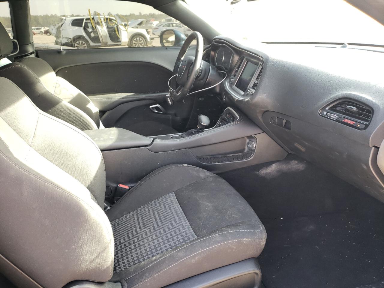 Photo 5 from auction – 2020 DODGE CHALLENGER with VIN 2C3CDZFJ3LH169181