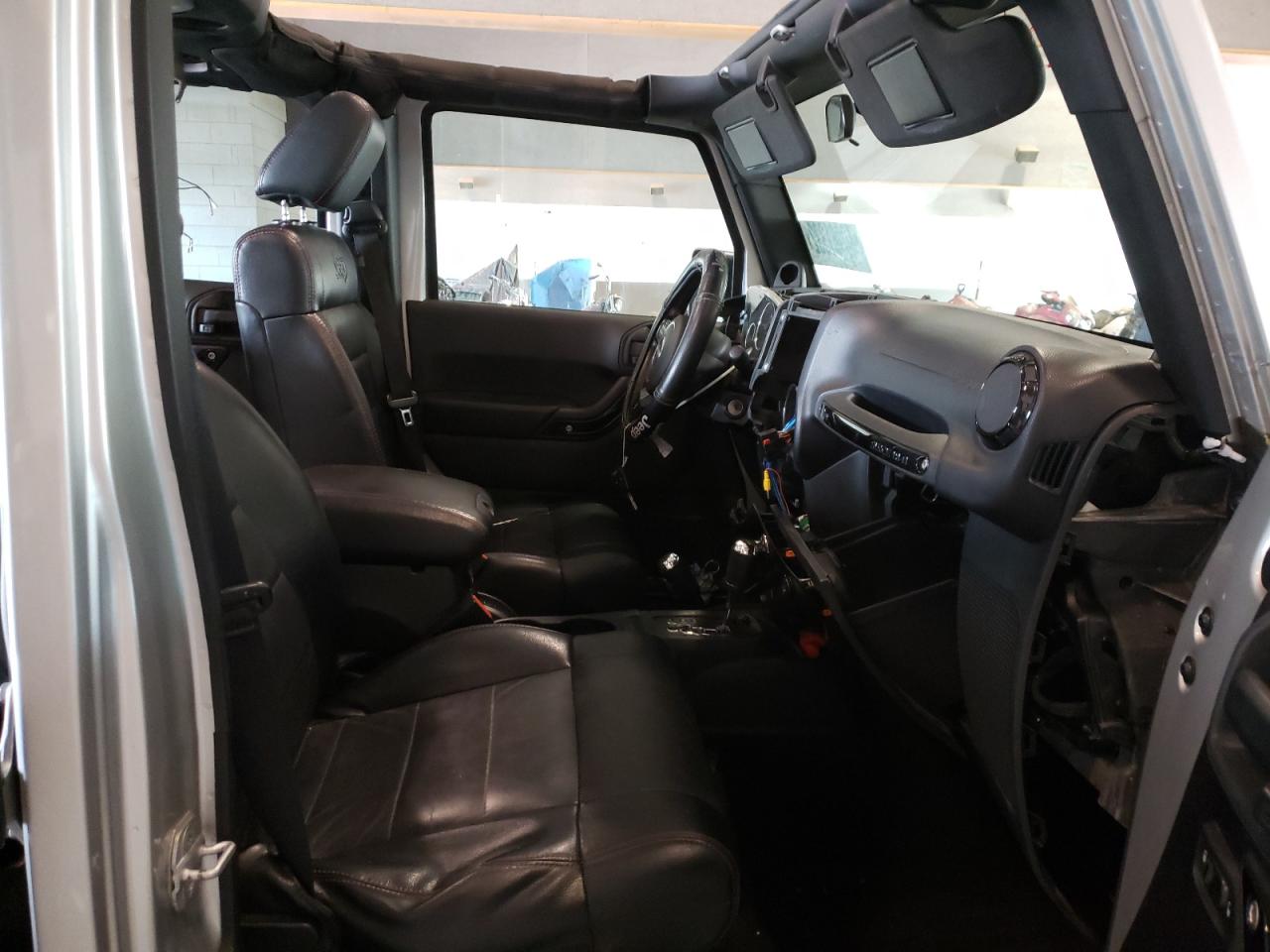 Photo 5 from auction – 2012 JEEP WRANGLER U with VIN 1C4HJWEG4CL284356