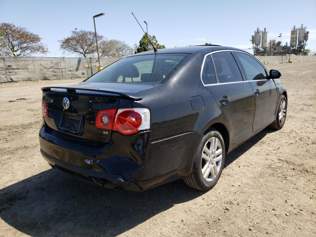 Photo 4 from auction – 2007 VOLKSWAGEN JETTA with VIN 3VWEG71K07M068202