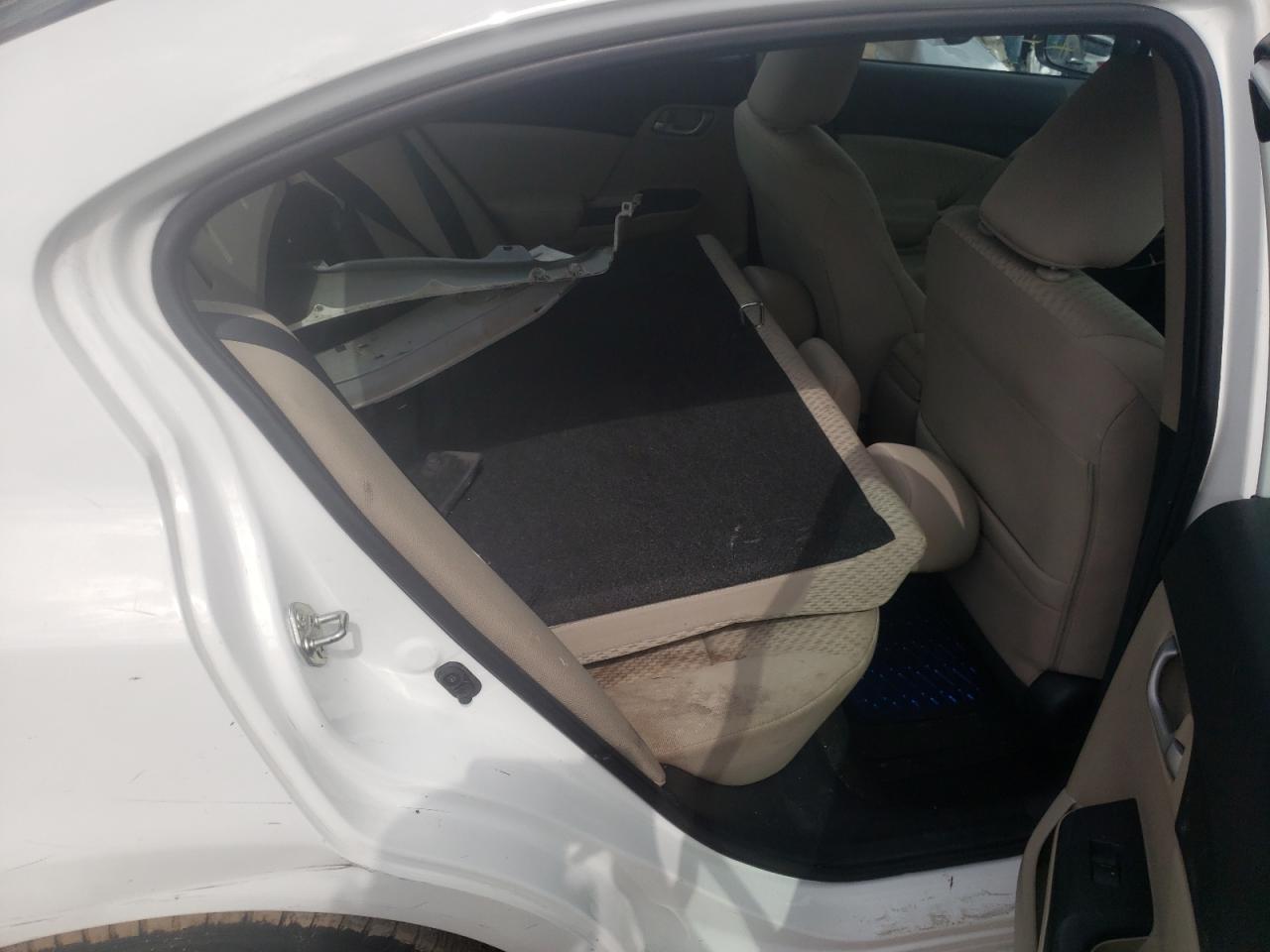 Photo 6 from auction – 2015 HONDA CIVIC SE with VIN 19XFB2F73FE230569