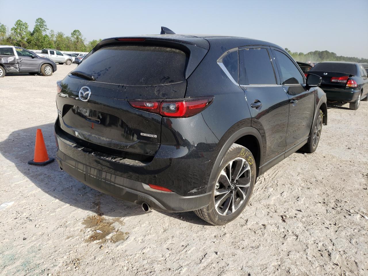 Photo 4 from auction – 2022 MAZDA CX-5 with VIN JM3KFBEM8N0537681