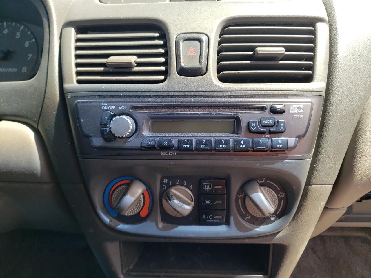Photo 9 from auction – 2002 NISSAN SENTRA XE with VIN 3N1CB51D42L677891