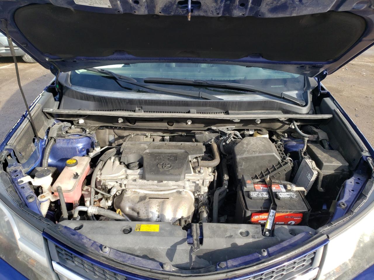 Photo 7 from auction – 2015 TOYOTA RAV4 XLE with VIN 2T3RFREV3FW229808