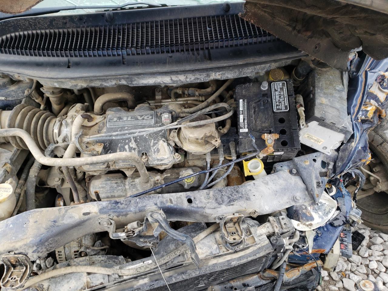 Photo 7 from auction – 2005 CHRYSLER TOWN & COU with VIN 2C4GP44R95R430567