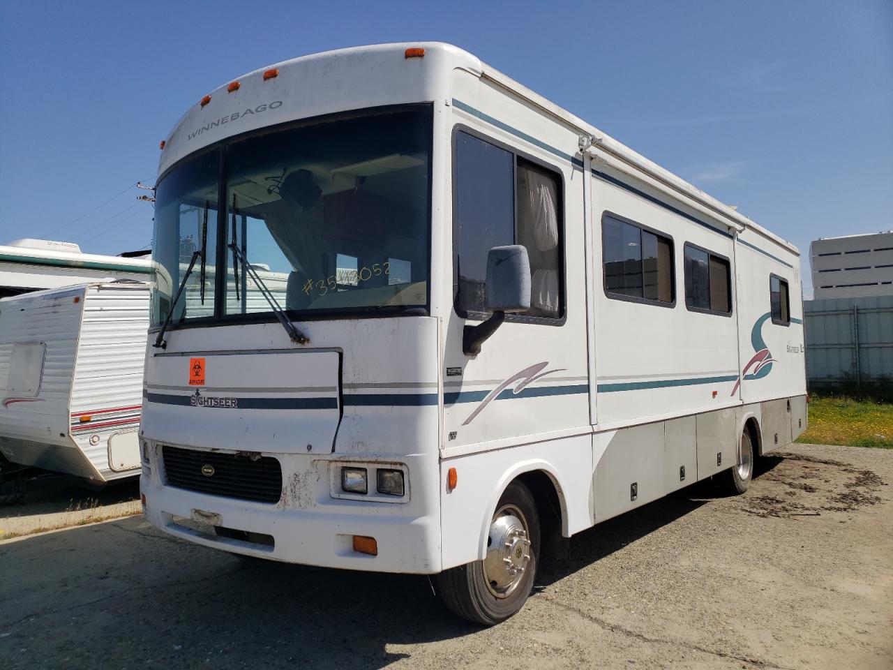Photo 2 from auction – 2002 FORD MOTORHOME with VIN 1FCMF53SX20A08782