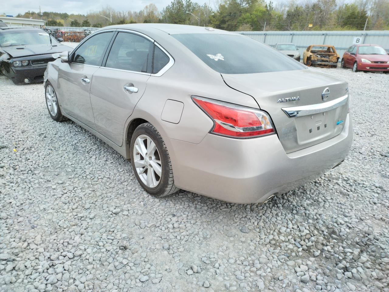 Photo 3 from auction – 2014 NISSAN ALTIMA 2.5 with VIN 1N4AL3AP3EN258764