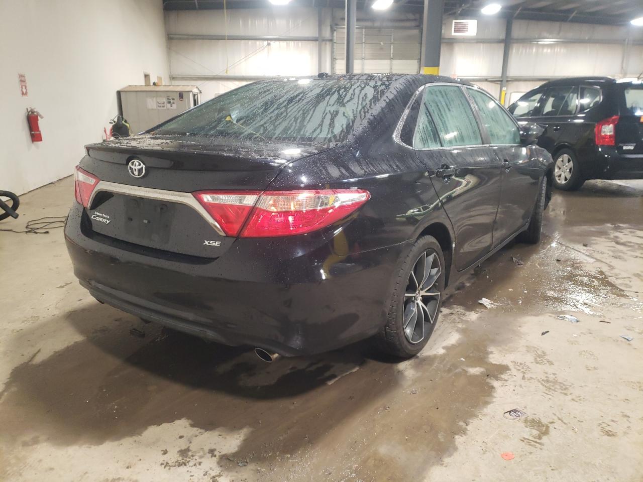 Photo 4 from auction – 2017 TOYOTA CAMRY LE with VIN 4T1BF1FK5HU728158