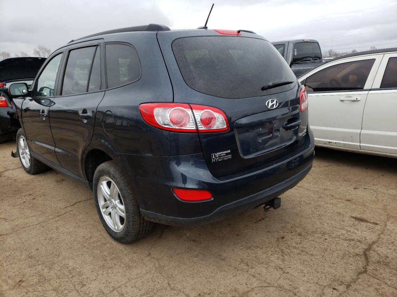 Photo 3 from auction – 2010 HYUNDAI SANTA FE G with VIN 5NMSGDAB2AH351375
