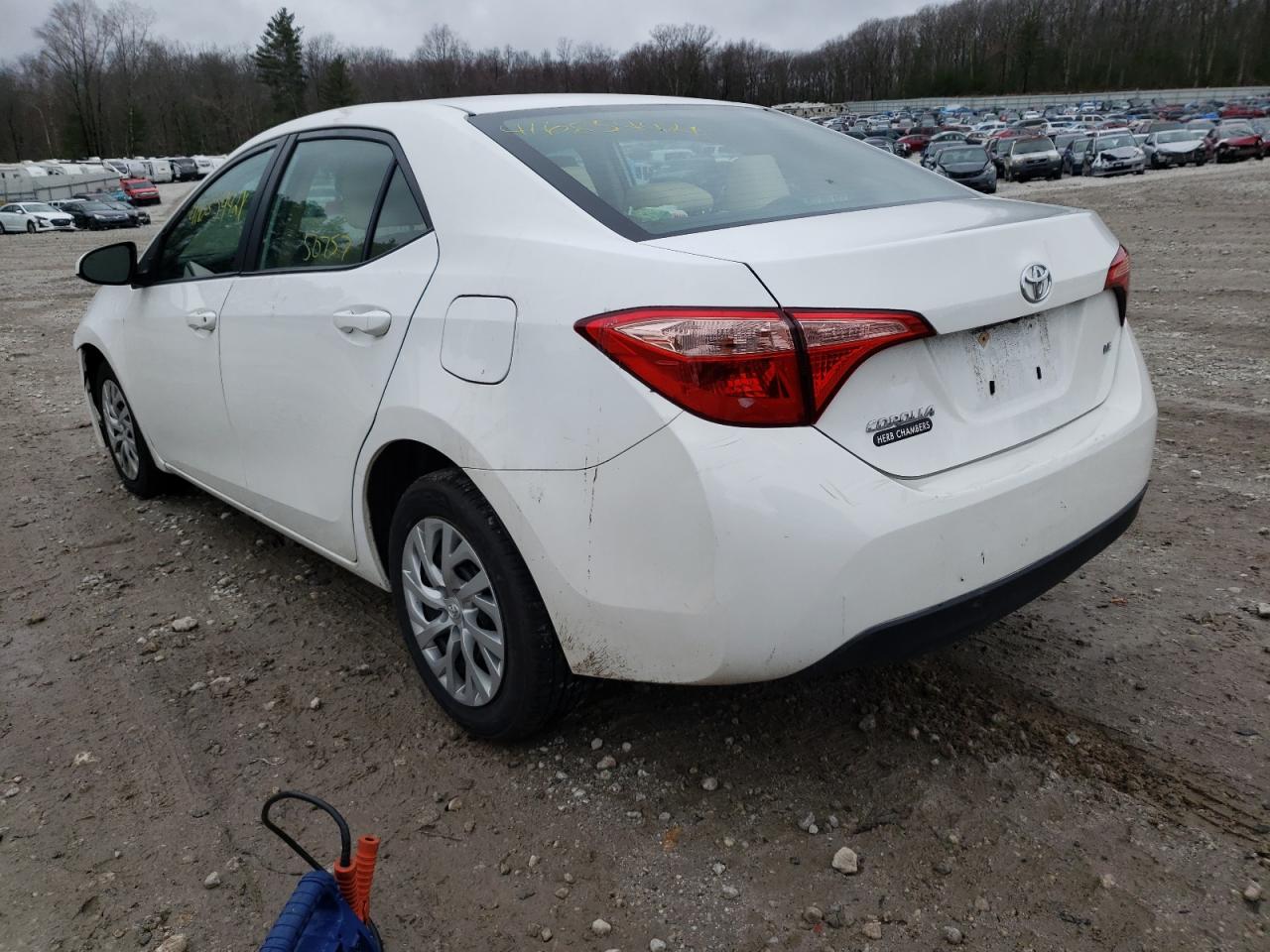 Photo 3 from auction – 2018 TOYOTA COROLLA L with VIN 2T1BURHE7JC044294