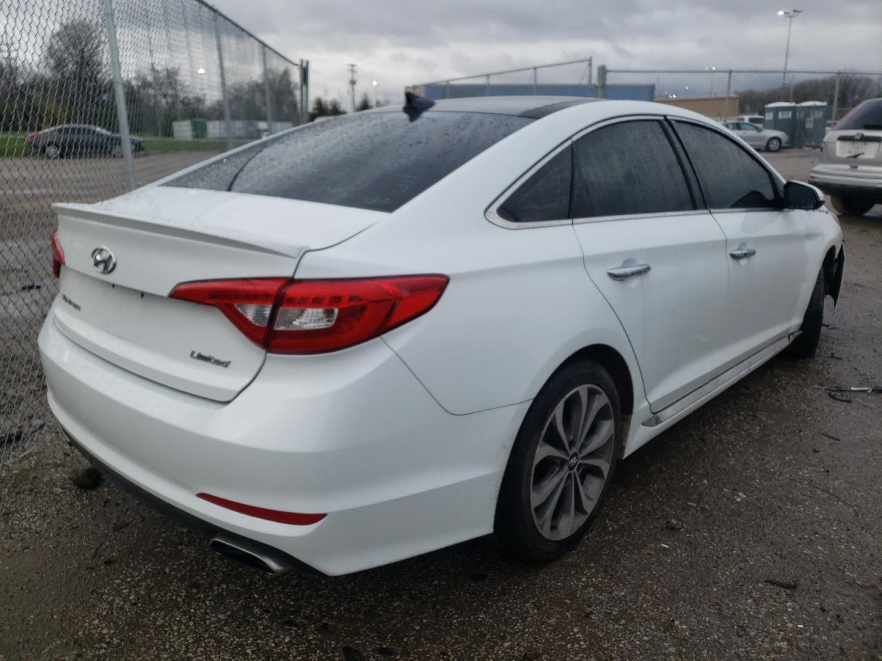 Photo 4 from auction – 2015 HYUNDAI SONATA SPO with VIN 5NPE34AF6FH114149