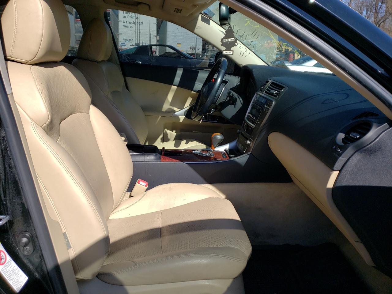 Photo 5 from auction – 2007 LEXUS IS 250 with VIN JTHCK262372017495