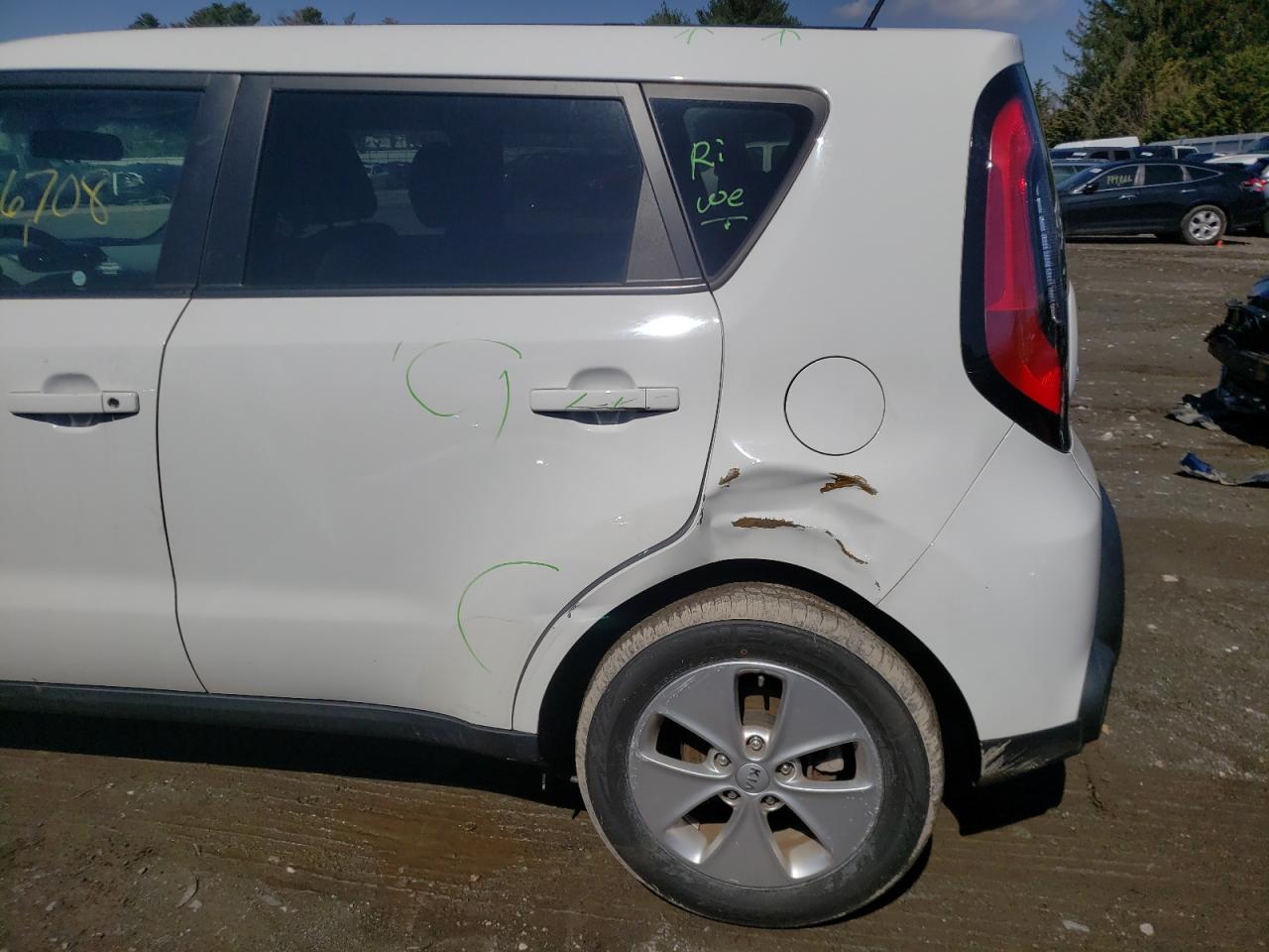 Photo 9 from auction – 2016 KIA SOUL with VIN KNDJN2A25G7857675