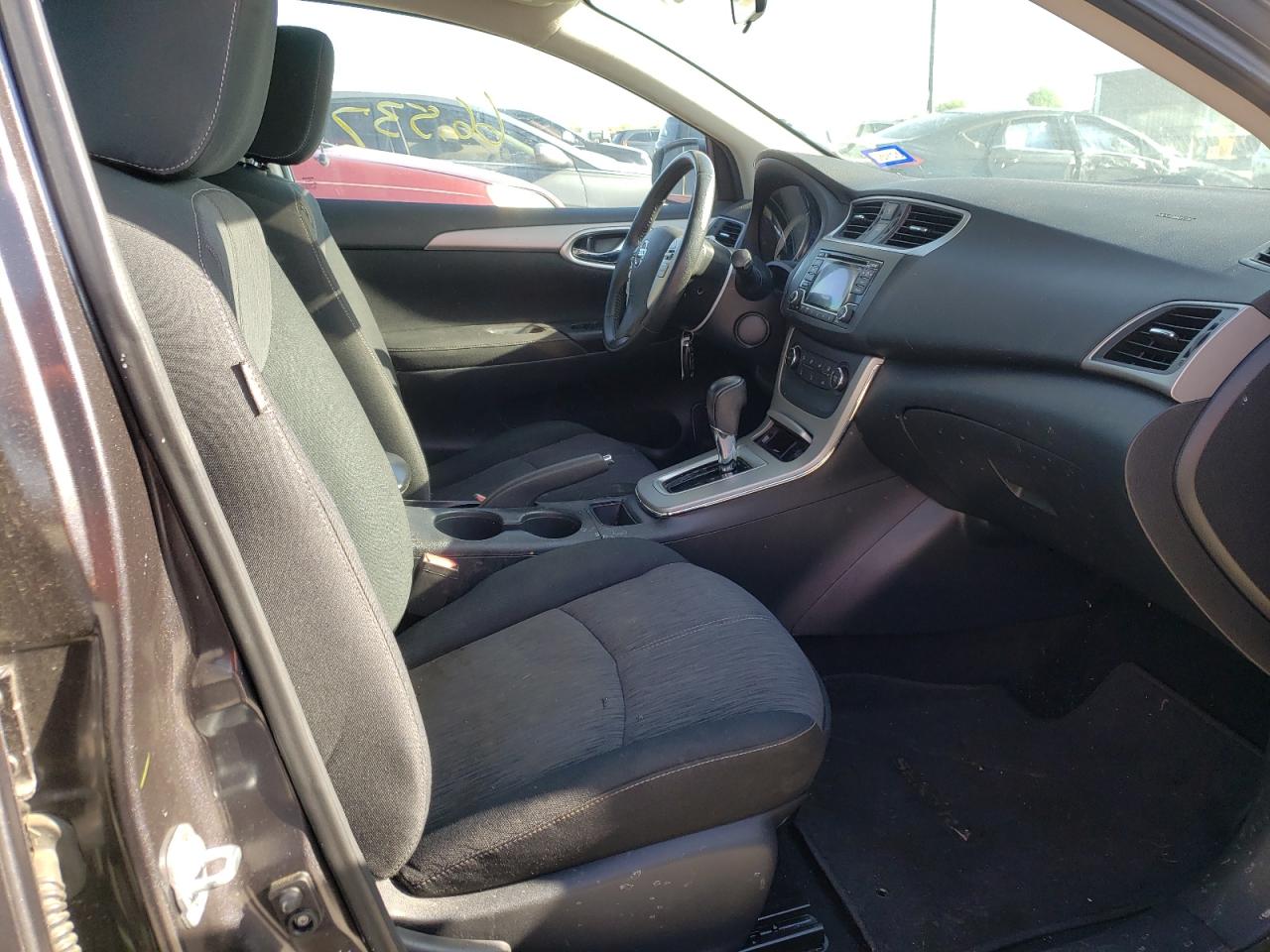 Photo 5 from auction – 2015 NISSAN SENTRA S with VIN 3N1AB7AP8FL686340
