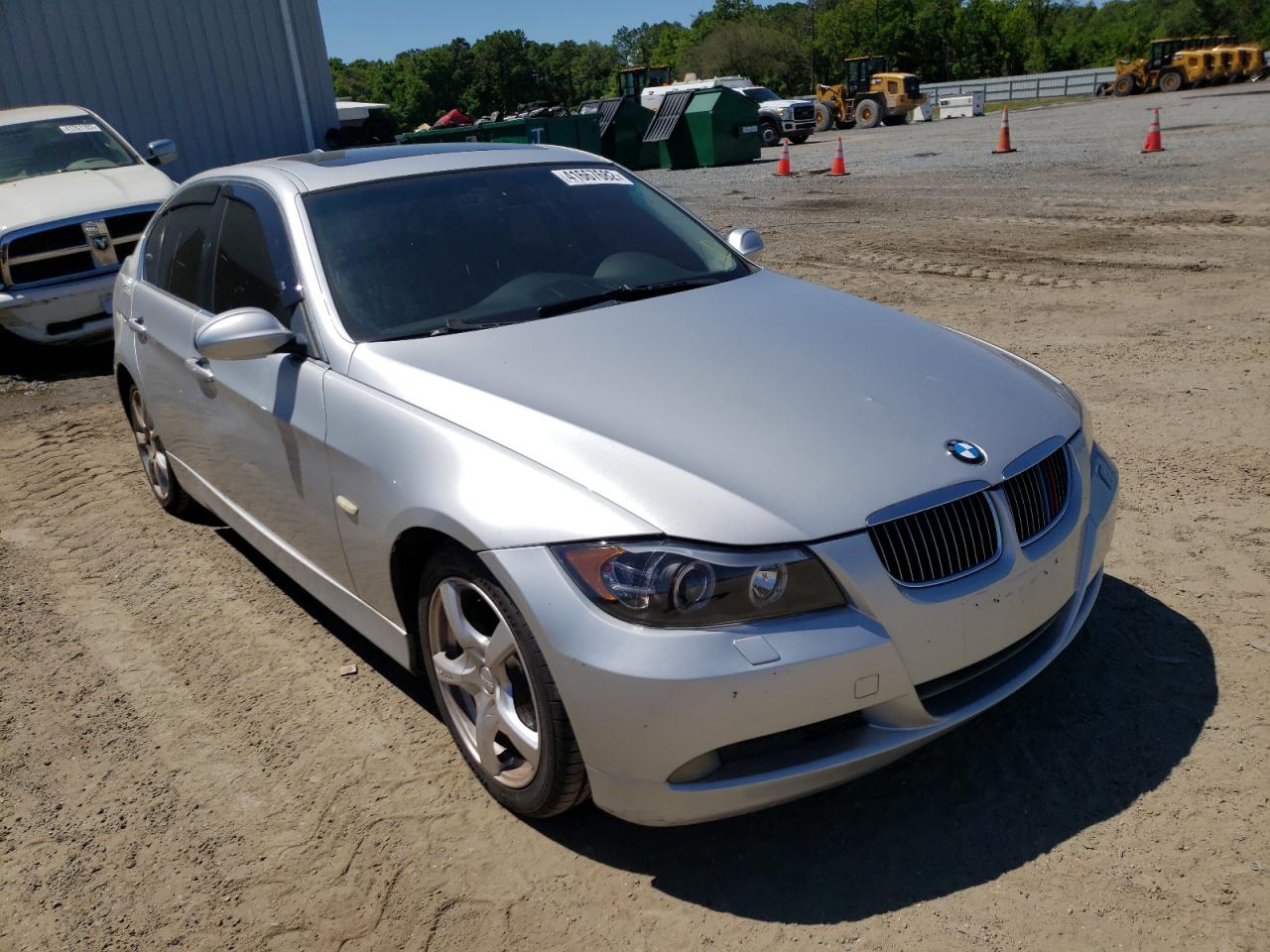 BMW 330 XI 2006 z numerem VIN WBAVD33576KV66654 - Zdjęcie z aukcji