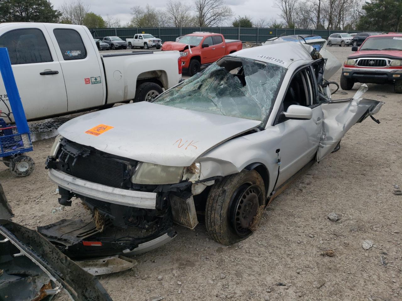Photo 2 from auction – 2000 VOLKSWAGEN PASSAT GLS with VIN WVWNA23B6YE085145