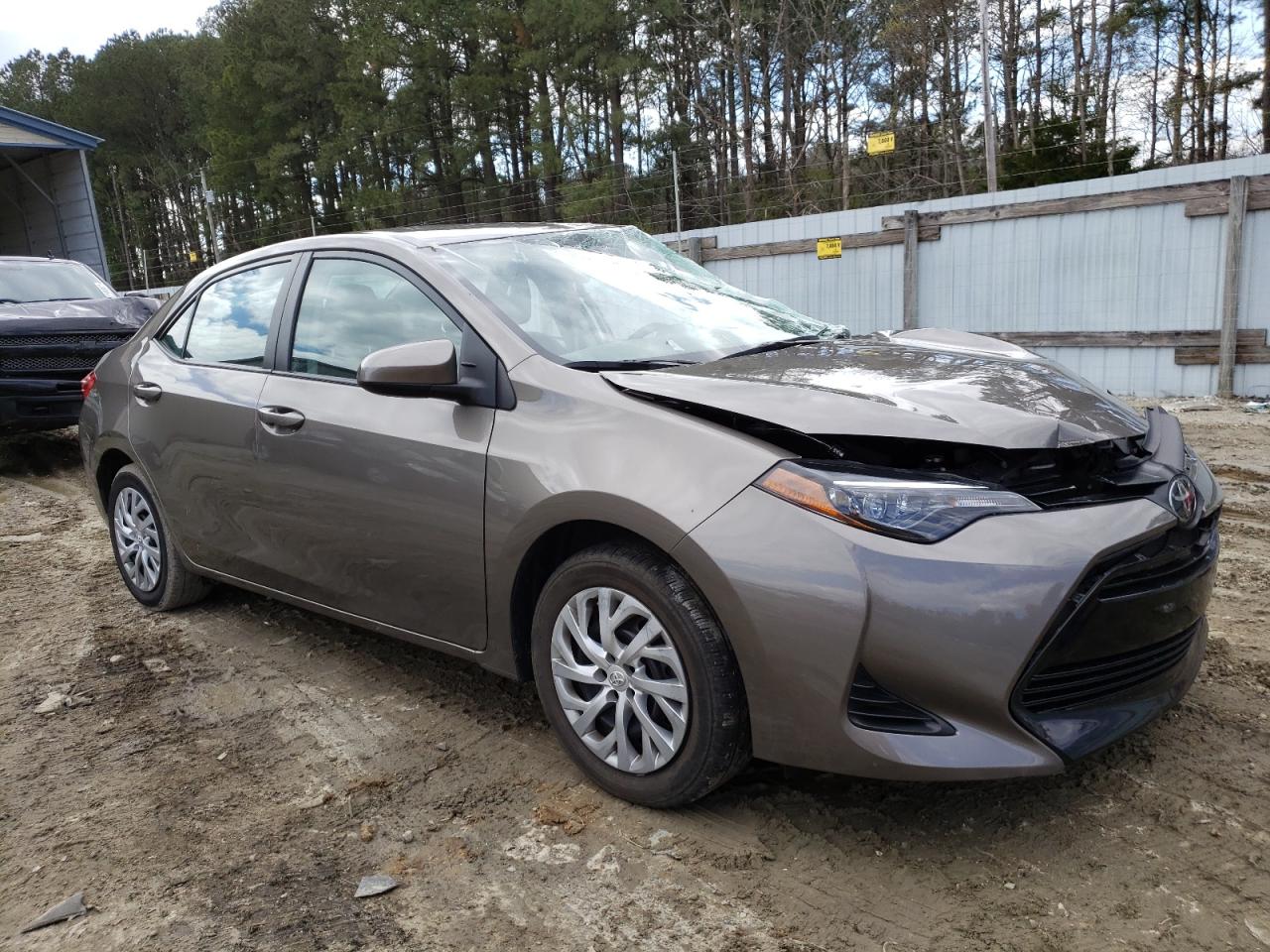 TOYOTA COROLLA L 2019 with VIN 2T1BURHE1KC192877 - Photo from auction