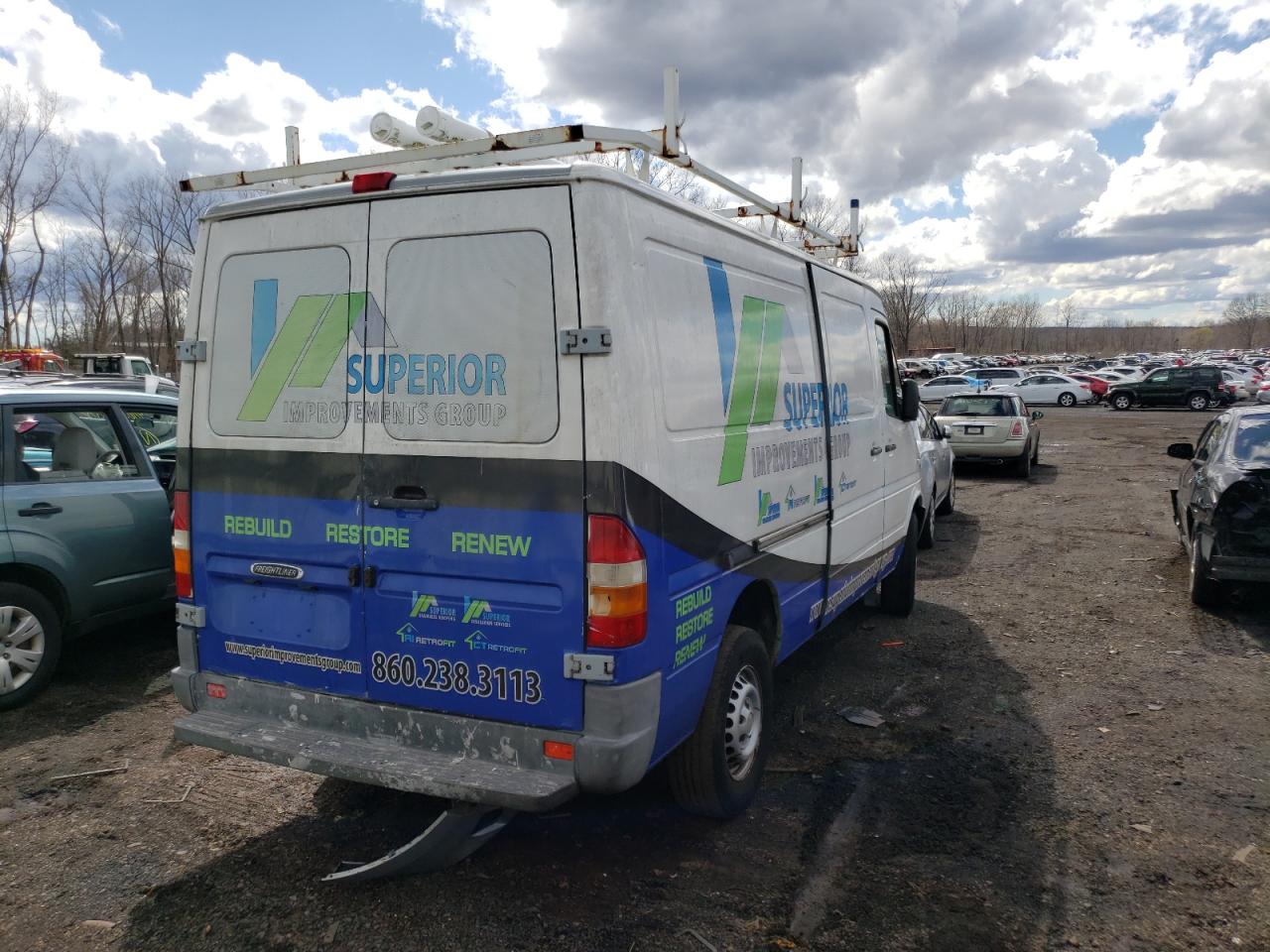 Photo 4 from auction – 2004 SPRINTER 2500 SPRIN with VIN WD2PD644945688431