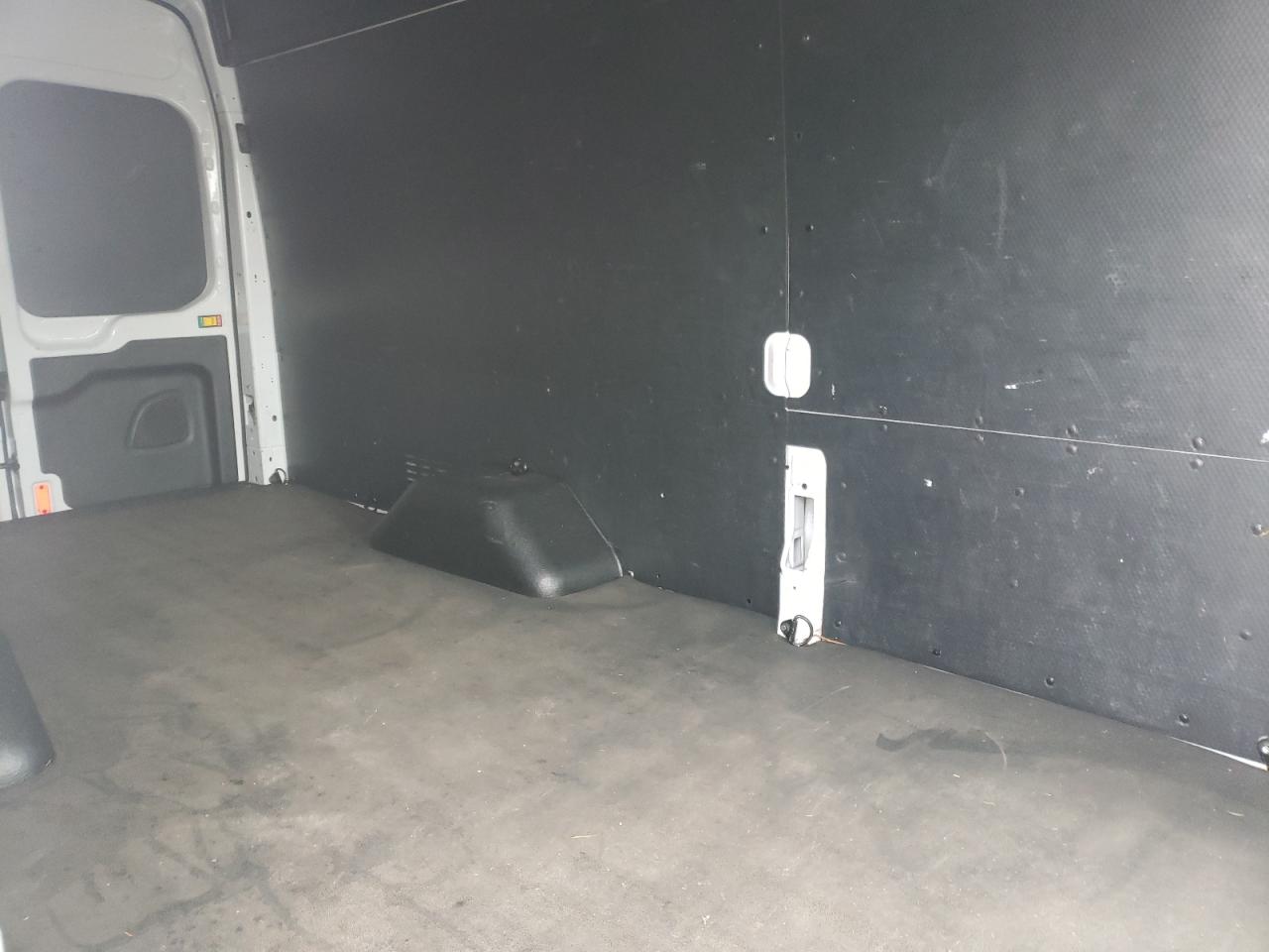 Photo 6 from auction – 2016 FORD TRANSIT T- with VIN 1FTBF4XG8GKB23626