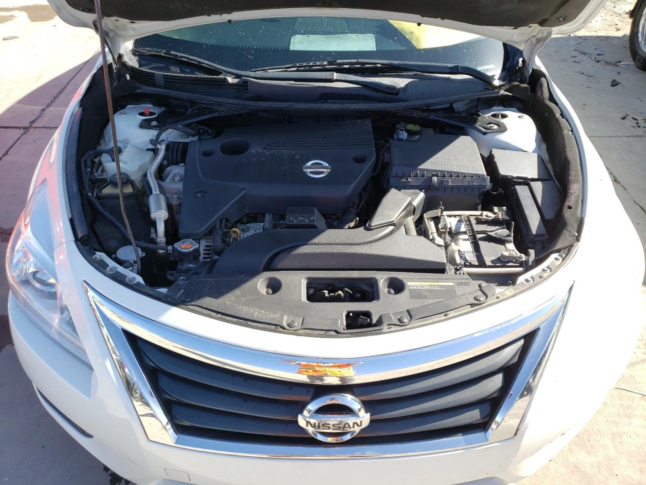 Photo 7 from auction – 2015 NISSAN ALTIMA 2.5 with VIN 1N4AL3AP2FN374622