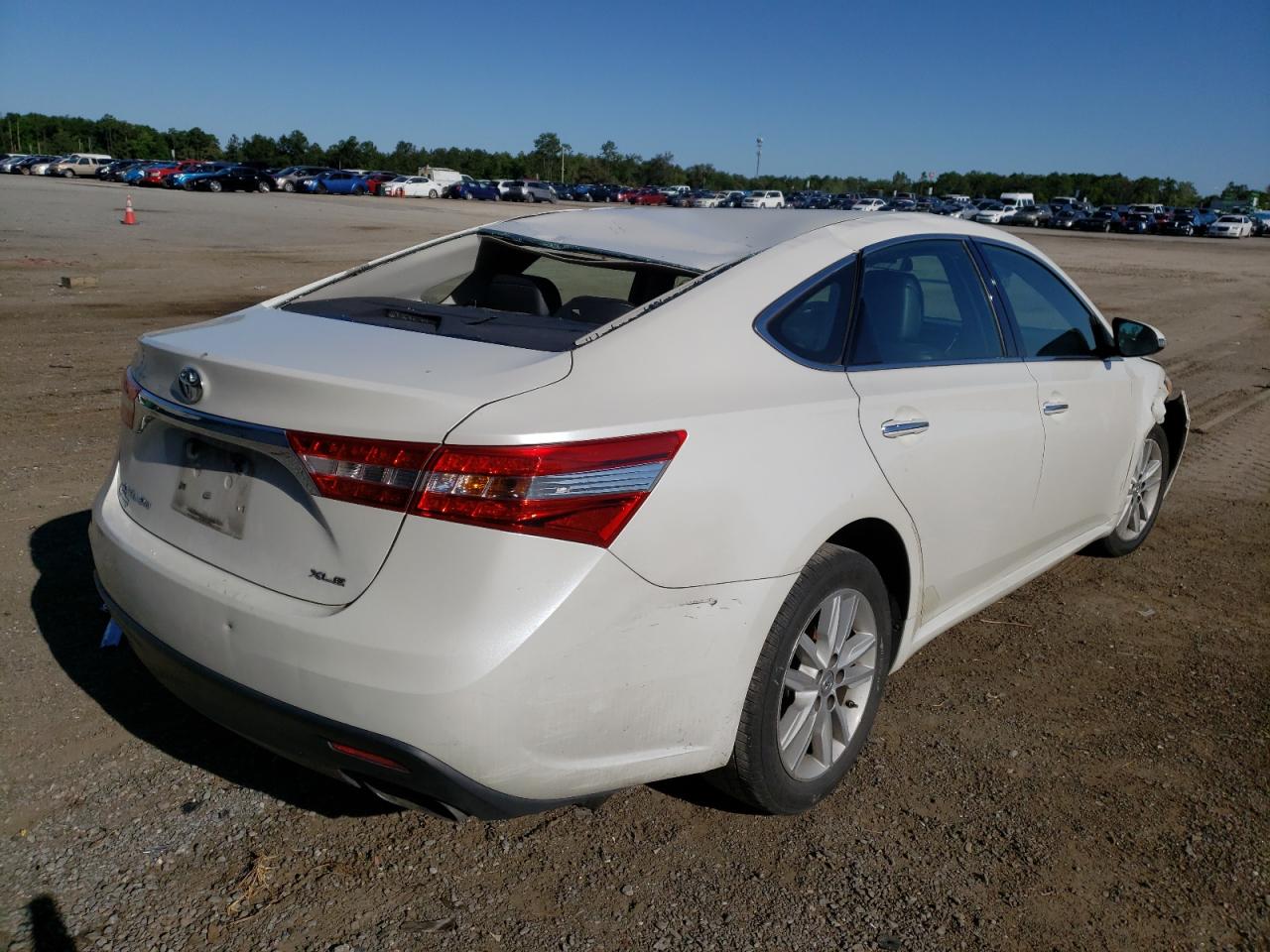 Photo 4 from auction – 2013 TOYOTA AVALON BAS with VIN 4T1BK1EB9DU033589