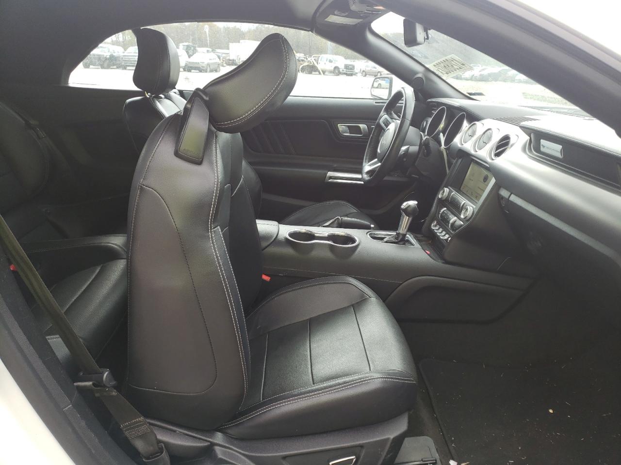 Photo 5 from auction – 2018 FORD MUSTANG with VIN 1FATP8UH2J5135983