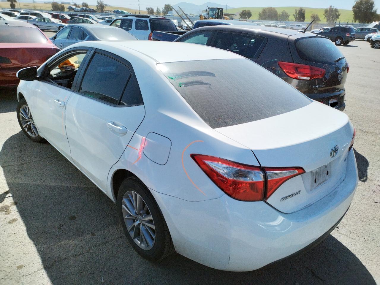 Photo 3 from auction – 2014 TOYOTA COROLLA L with VIN 5YFBURHE3EP154118