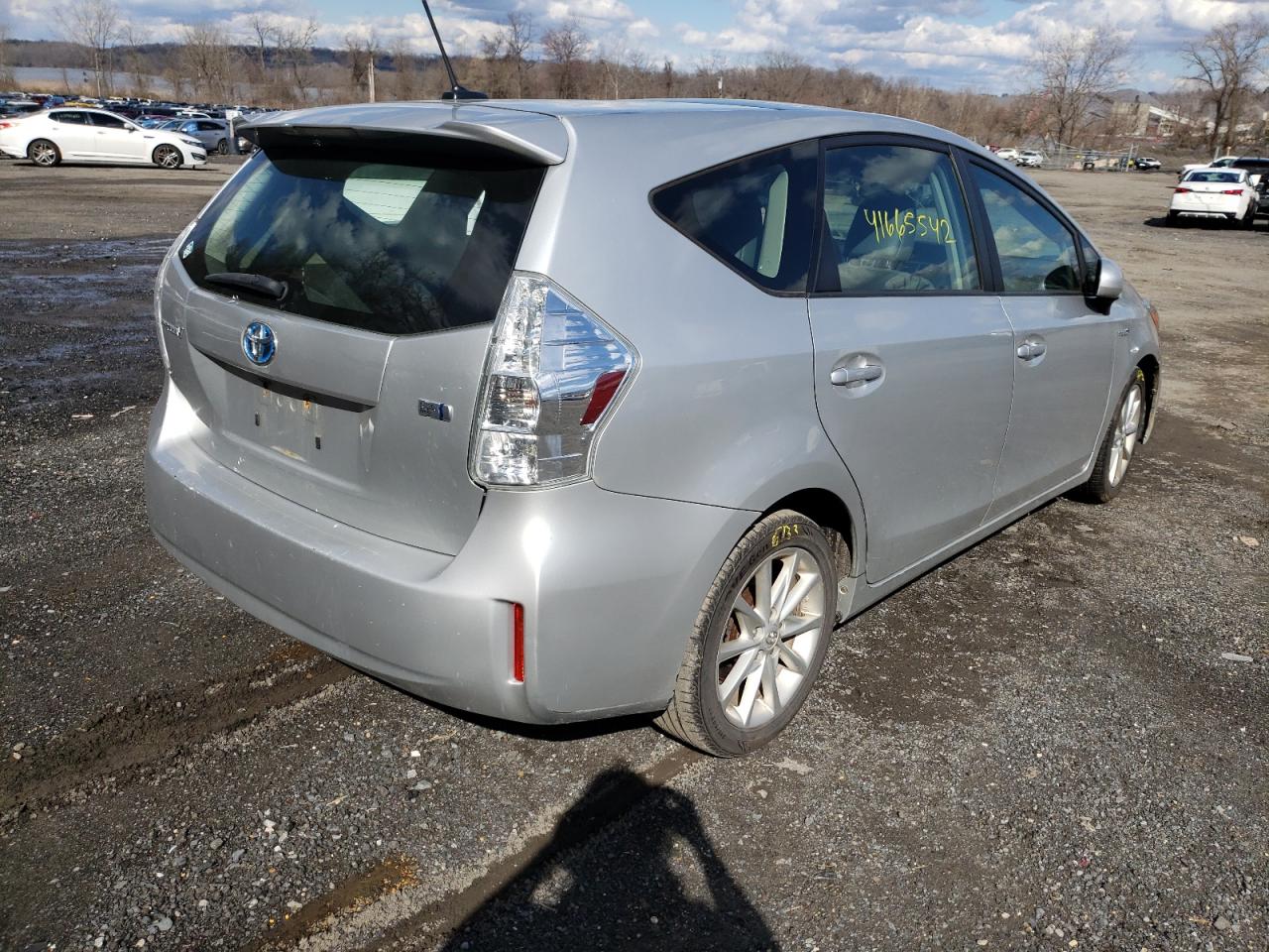 Photo 4 from auction – 2012 TOYOTA PRIUS V with VIN JTDZN3EU2C3047961