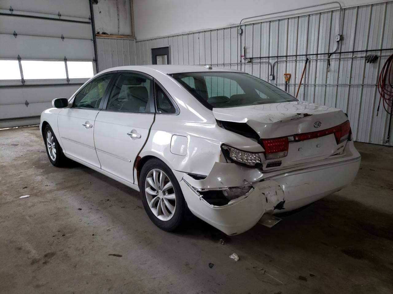 Photo 3 from auction – 2007 HYUNDAI AZERA SE with VIN KMHFC46F47A218186