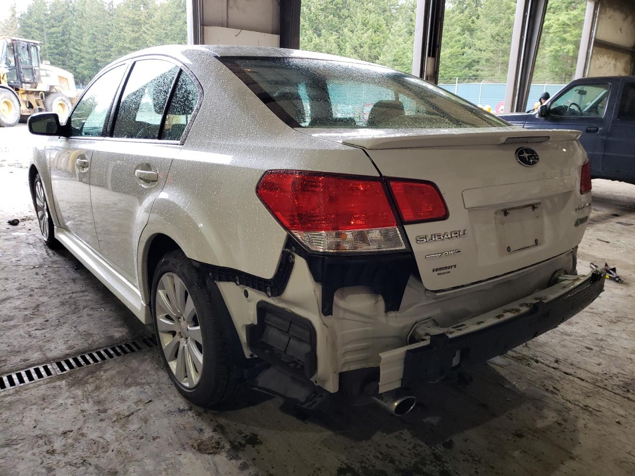 Photo 3 from auction – 2010 SUBARU LEGACY 2.5 with VIN 4S3BMCK69A3240521