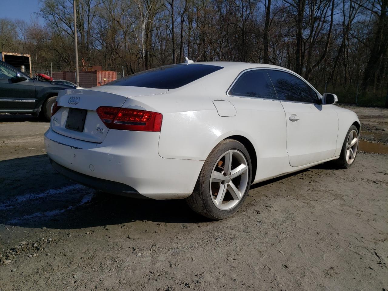 Photo 4 from auction – 2010 AUDI A5 PREMIUM with VIN WAULFAFRXAA041929