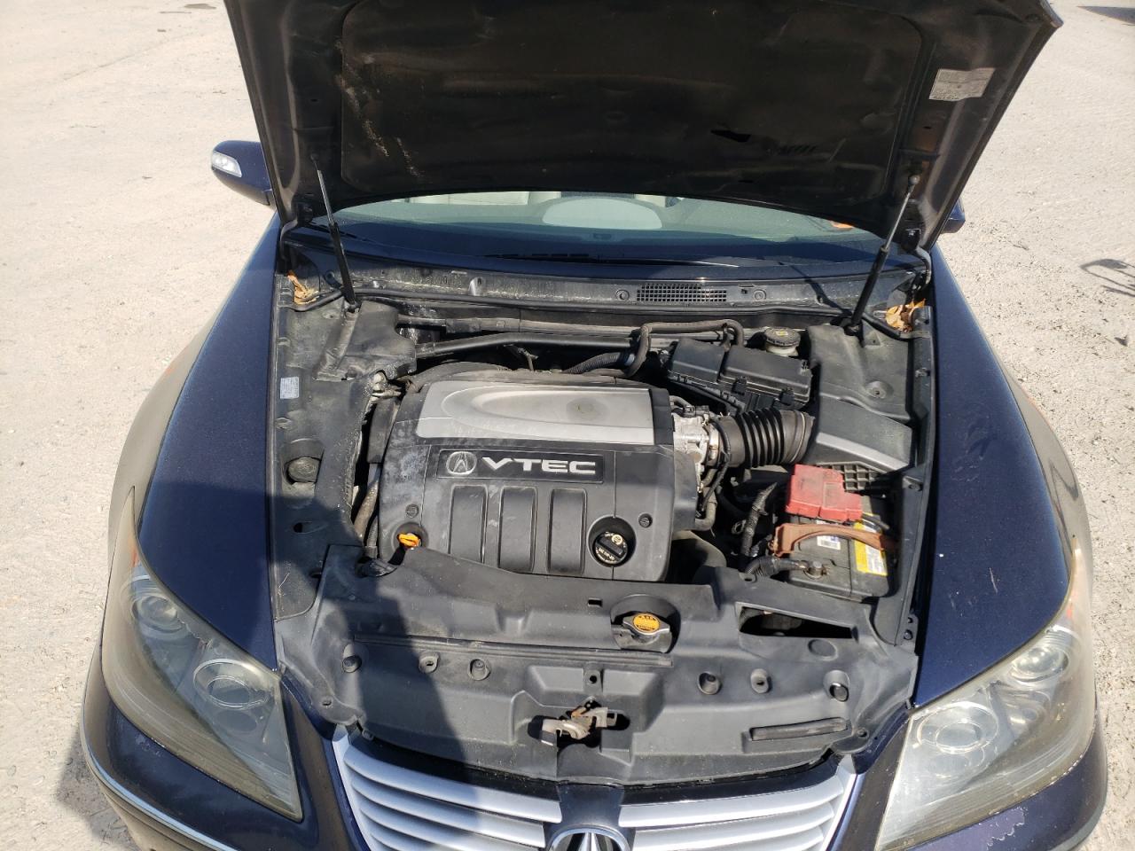 Photo 7 from auction – 2006 ACURA RL with VIN JH4KB16526C005847