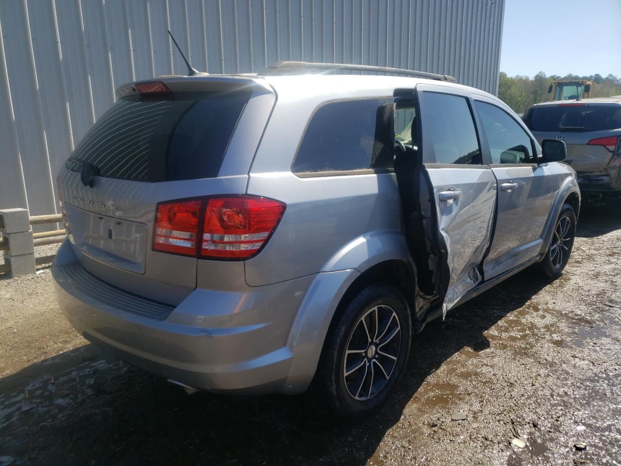 Photo 9 from auction – 2017 DODGE JOURNEY SE with VIN 3C4PDCABXHT653583
