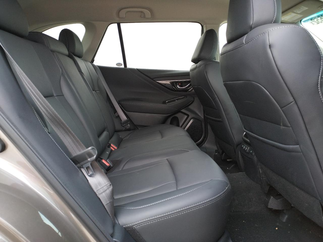 Photo 6 from auction – 2022 SUBARU OUTBACK LI with VIN 4S4BTAMC9N3203027