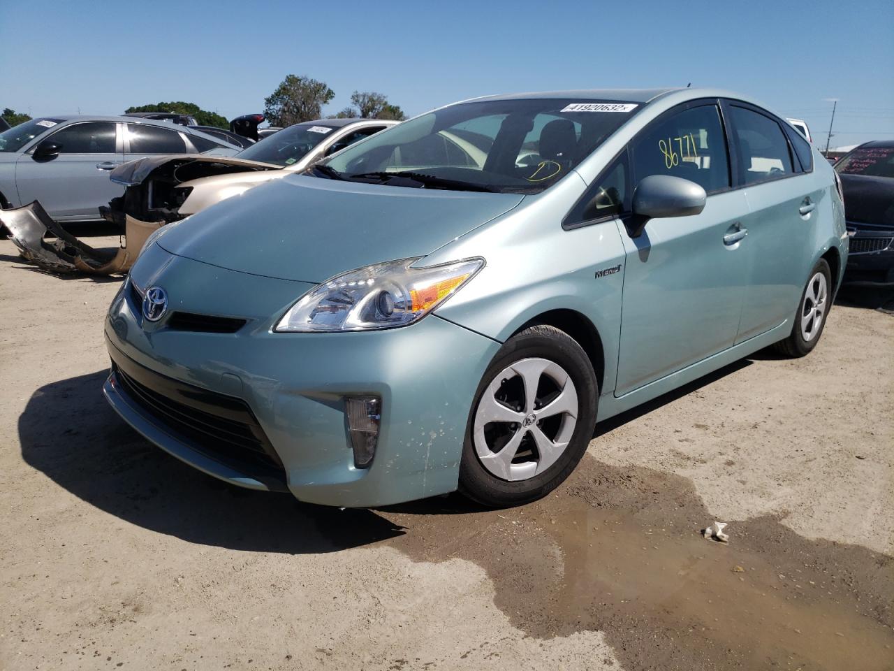Photo 2 from auction – 2015 TOYOTA PRIUS with VIN JTDKN3DU2F1955569