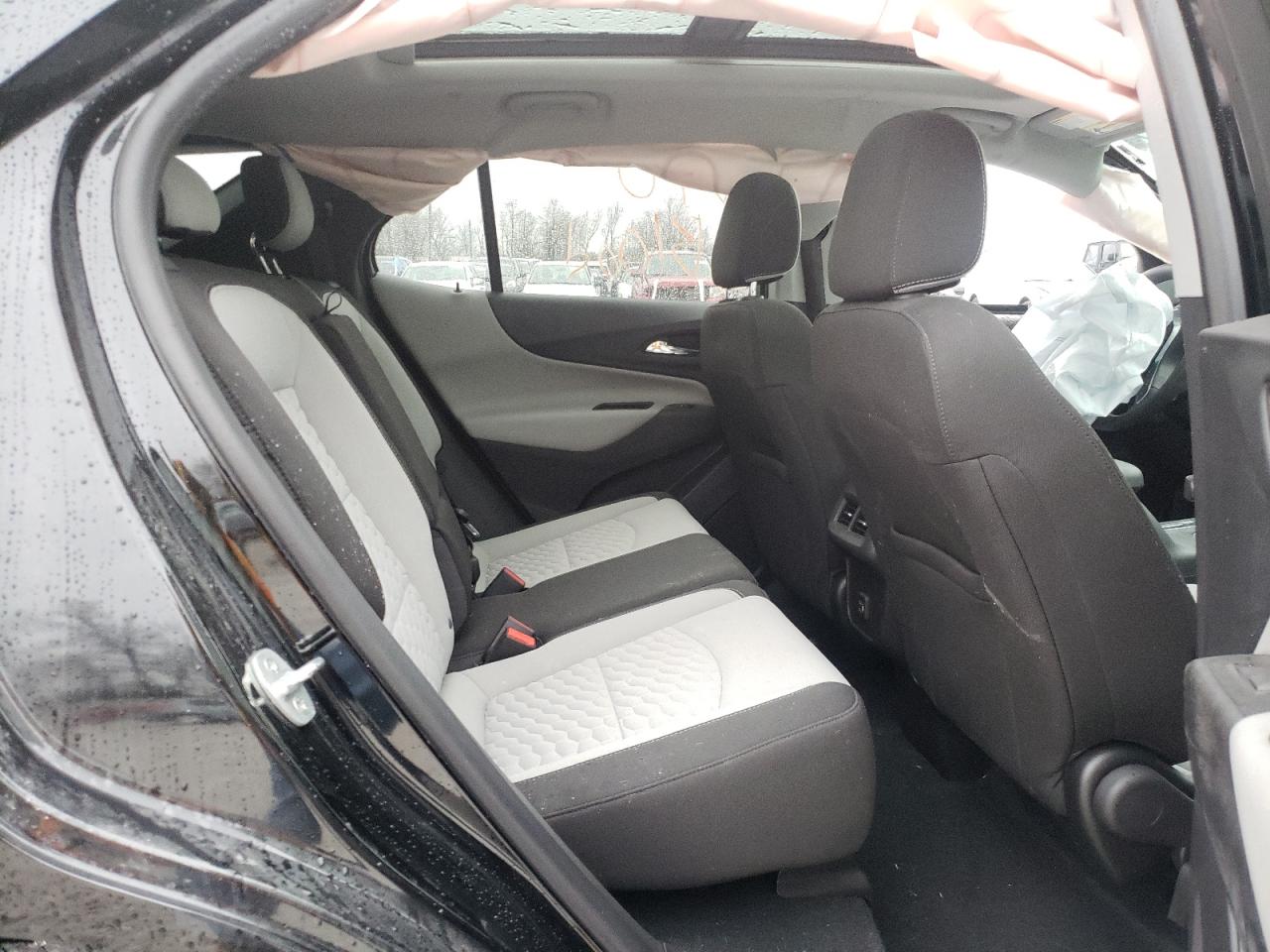 Photo 6 from auction – 2020 CHEVROLET EQUINOX LT with VIN 3GNAXKEV2LL345643