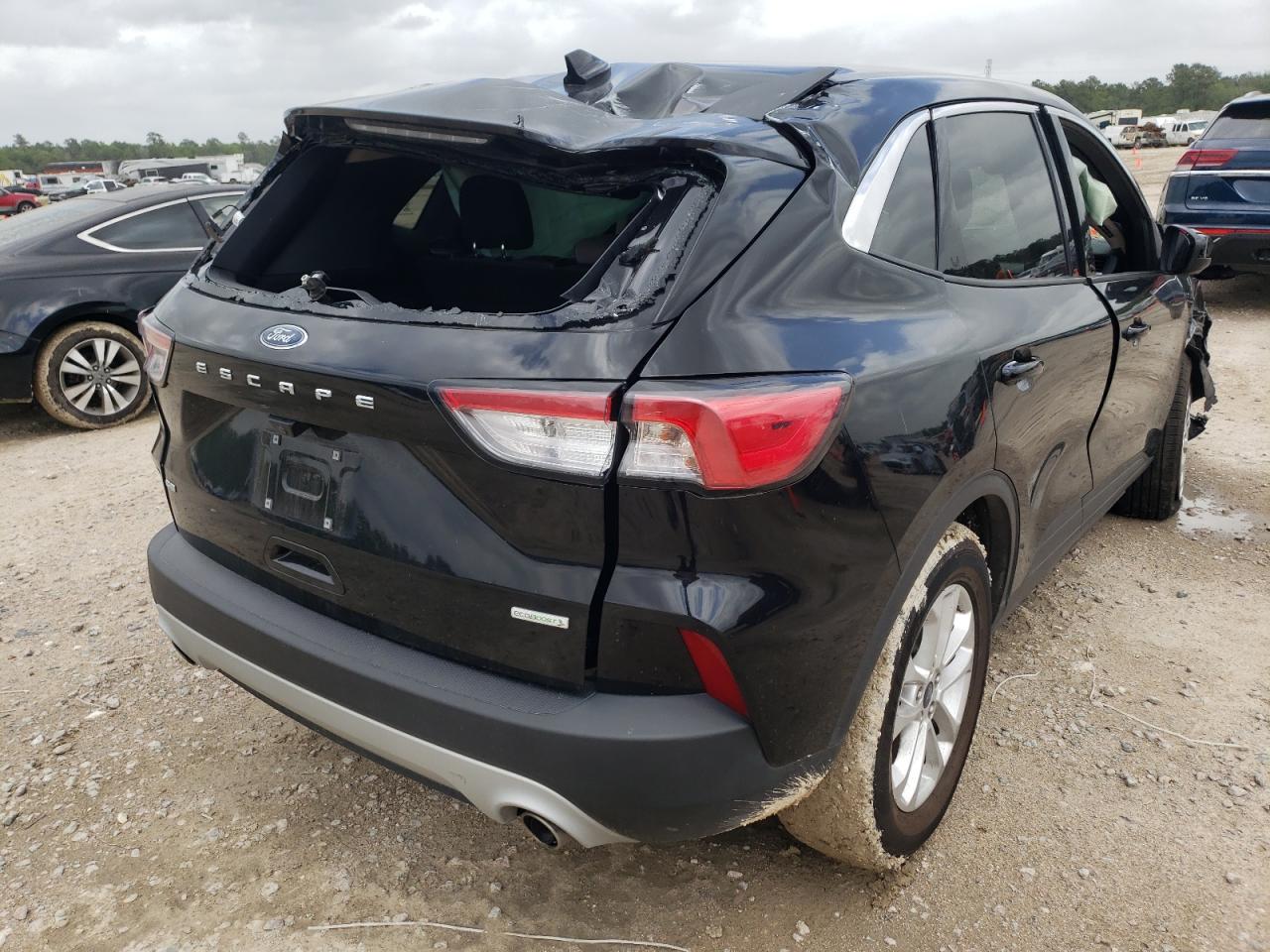 Photo 4 from auction – 2020 FORD ESCAPE SE with VIN 1FMCU0G61LUA12274